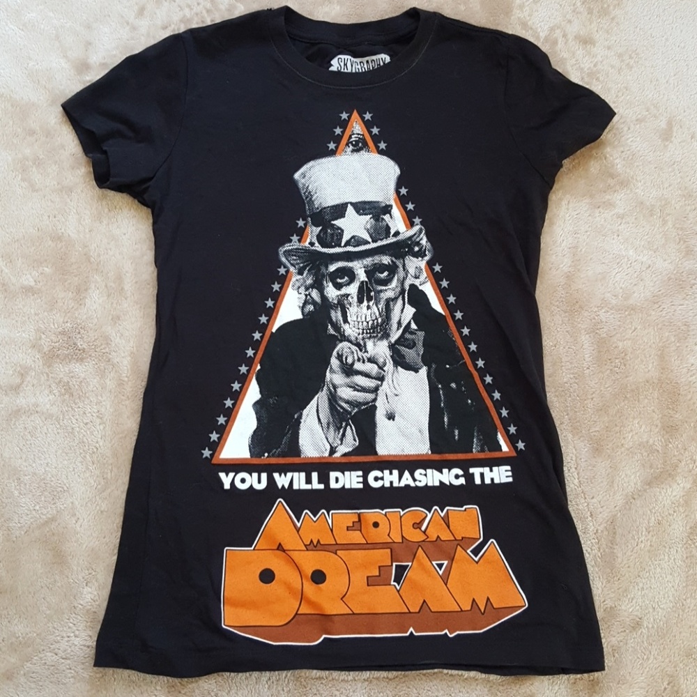 Skygraphx black T-shirt with graphics
